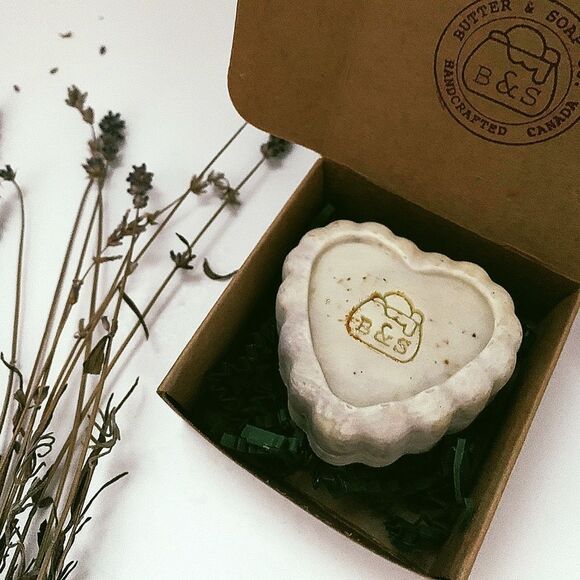 💜Handmade Lavender Shea Butter Heart Soap - Picture 5 of 6
